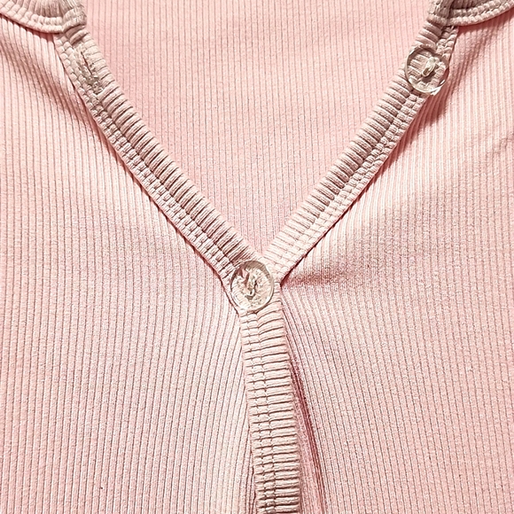 BOGO $2 Women's Pink Long Sleeve Ribbed Romper M loungewear pj's - Picture 7 of 15